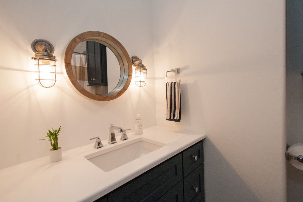 Low Country Modern - Farmhouse - Bathroom - Houston - by Wyrick ...