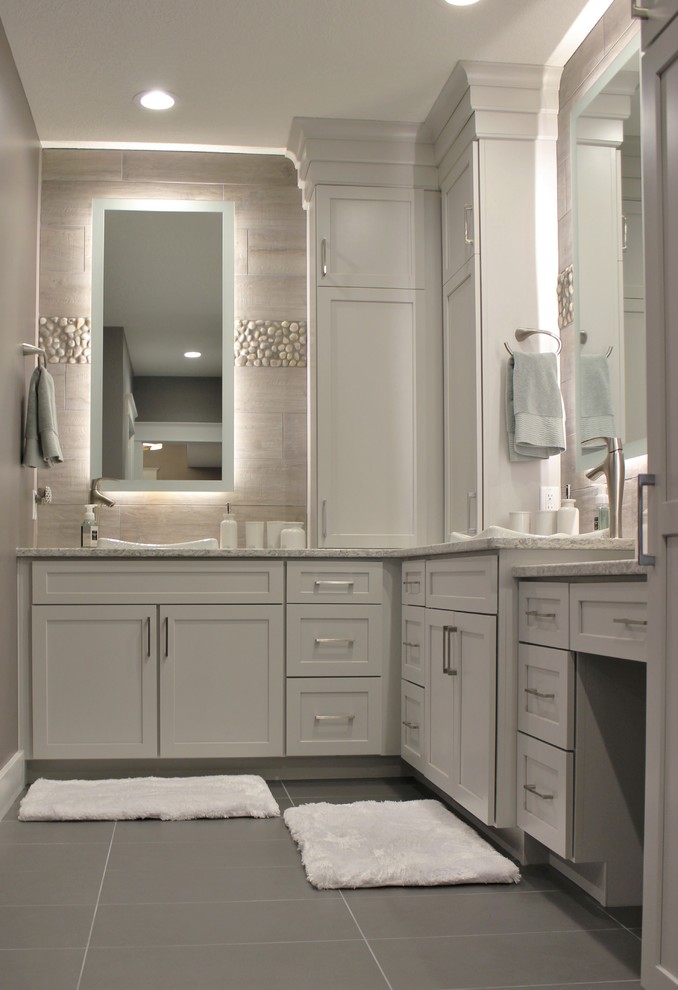 Inspiration for a large classic ensuite bathroom in Other with flat-panel cabinets, white cabinets, a walk-in shower, grey tiles, pebble tiles, grey walls, ceramic flooring, a vessel sink, engineered stone worktops, grey floors and an open shower.