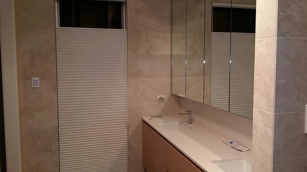 Design ideas for a modern bathroom in Adelaide.