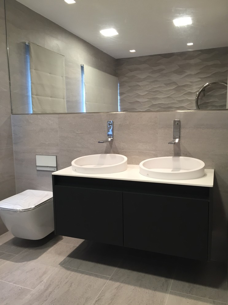 Luxury bathroom - Porcelanosa ALMOND bath and basin. - Modern - Bathroom -  Essex - by Barefoot Bathrooms Ltd | Houzz
