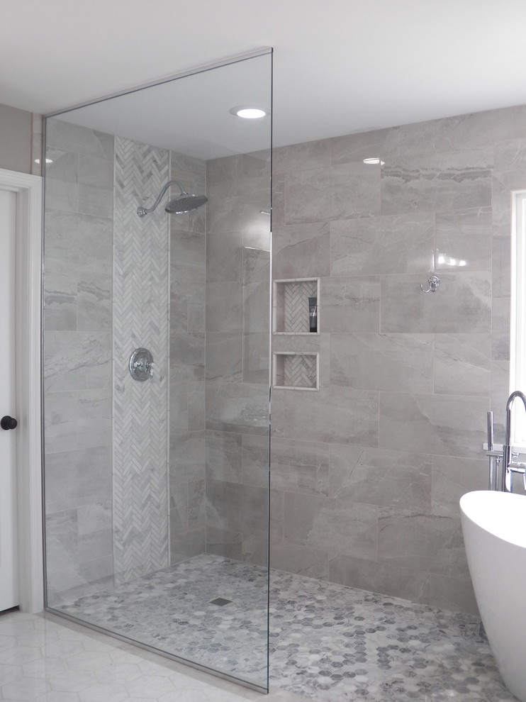 Bathroom - large traditional master gray tile and porcelain tile porcelain tile and white floor bathroom idea in Cincinnati with gray walls, an undermount sink, quartzite countertops and white countertops