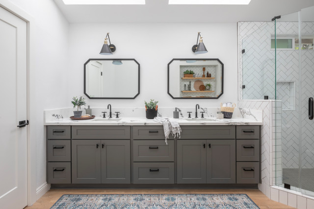Sink Or Two In Your Master Bathroom, Long Bathroom Vanity With 2 Sinks