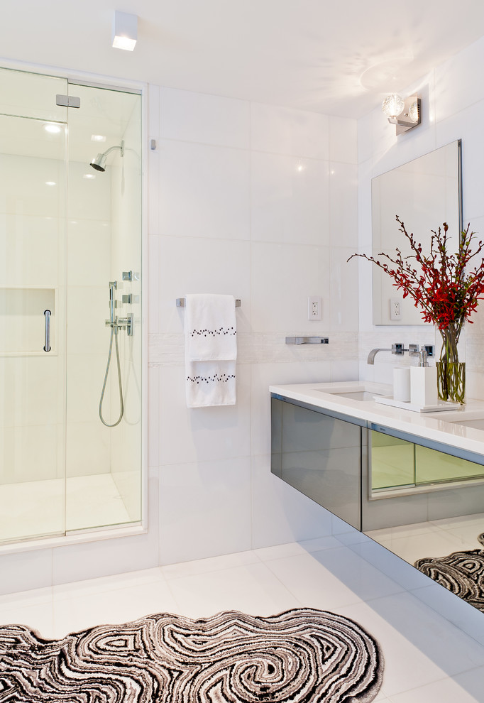 Contemporary bathroom in New York with an alcove shower.