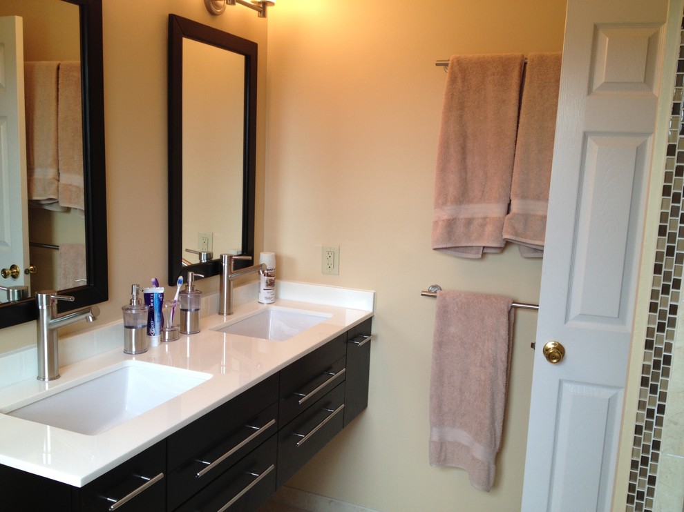 Marble Bathroom Modern Badezimmer Philadelphia von Lowe's of