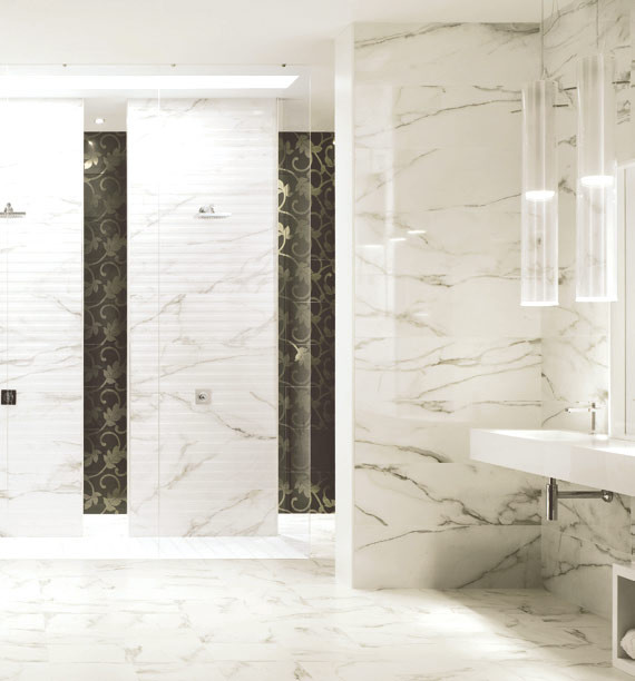 Idée de décoration pour une salle de bain design de taille moyenne avec un placard sans porte, des portes de placard blanches, un plan de toilette en surface solide, un carrelage blanc, un sol en carrelage de porcelaine et un lavabo suspendu.