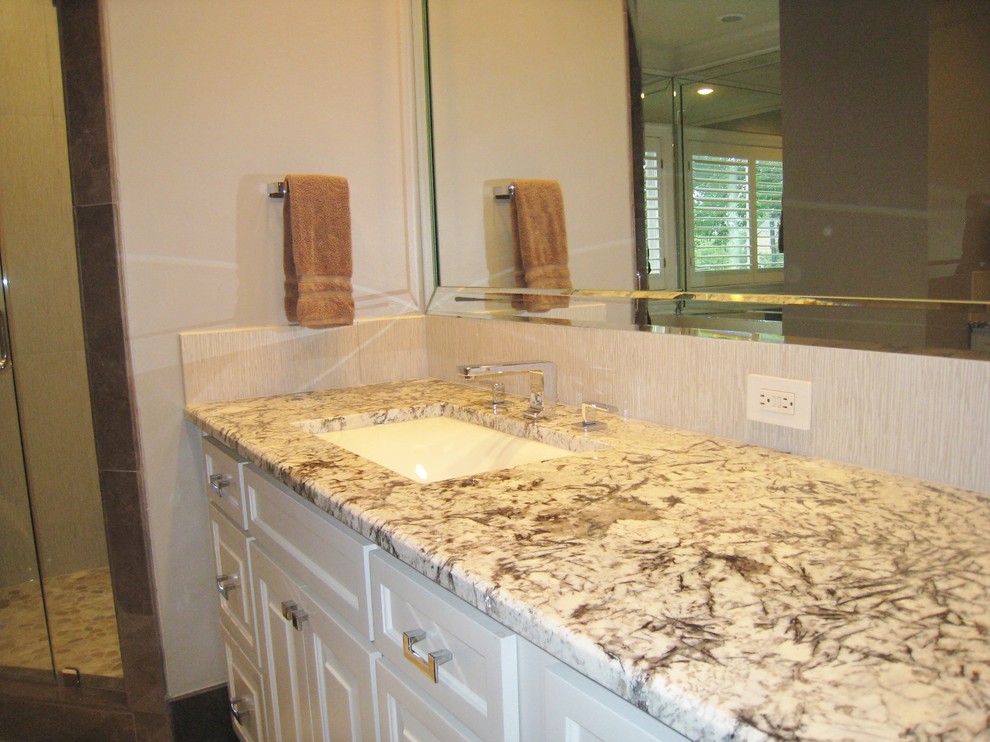 Marquette Master Bathroom Contemporáneo Cuarto de baño Dallas