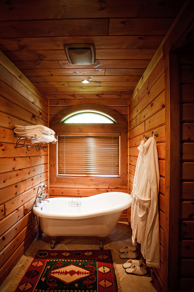 This is an example of a rustic bathroom in New York.