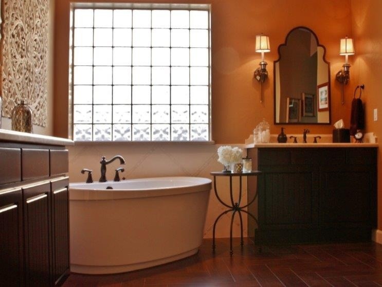Foto di una stanza da bagno tradizionale