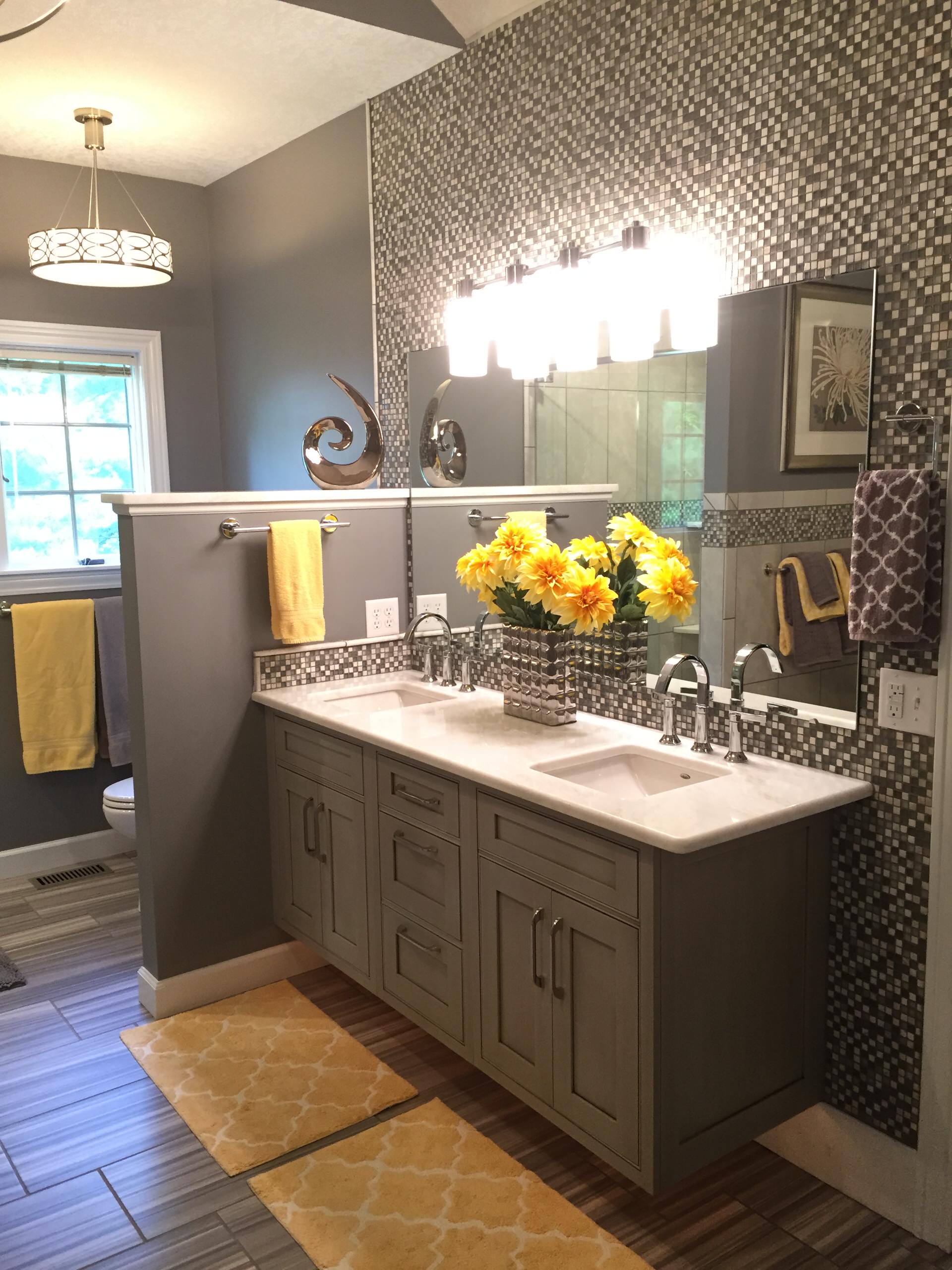 Gray And Yellow Bathroom Ideas Houzz, Gray And Yellow Bathroom Decor