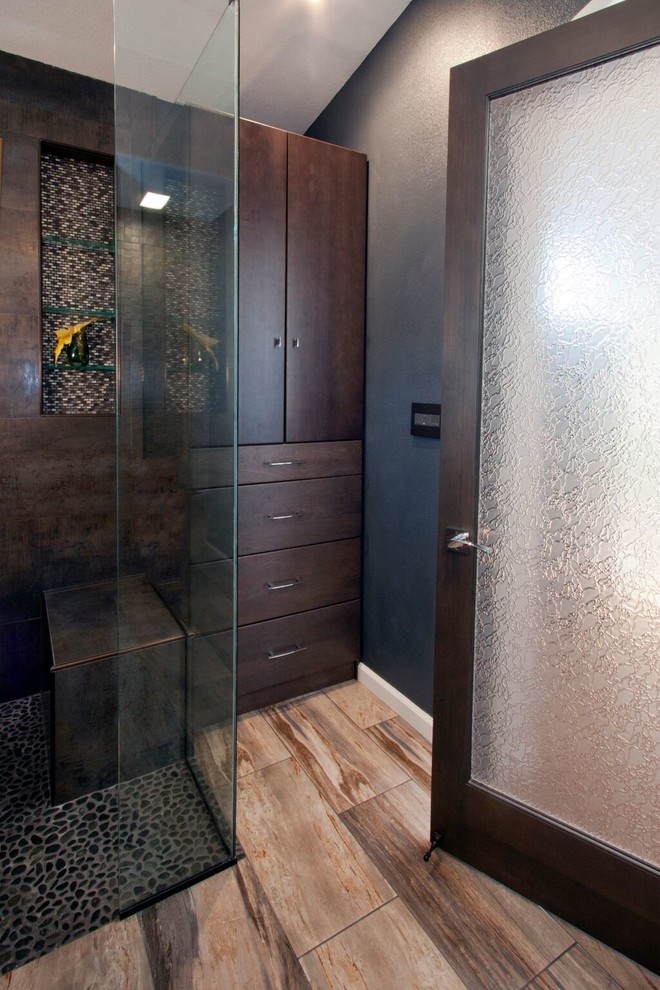 Photo of a medium sized contemporary ensuite bathroom in San Francisco with a built-in sink, flat-panel cabinets, dark wood cabinets, engineered stone worktops, a walk-in shower, a two-piece toilet, multi-coloured tiles, porcelain tiles, grey walls, porcelain flooring, brown floors and an open shower.