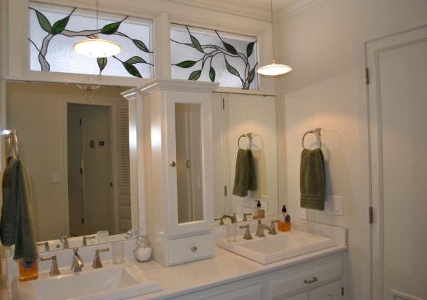 Bathroom - traditional bathroom idea in Minneapolis