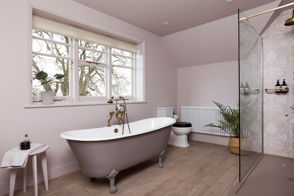 Design ideas for a classic bathroom in Essex.