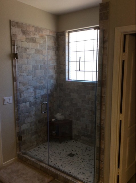 Master Suite Bathroom in Peoria AZ Featuring Chicago Brick - Industriel -  Salle de Bain - Phoenix - par Todd Whittaker Drywall Inc. | Houzz