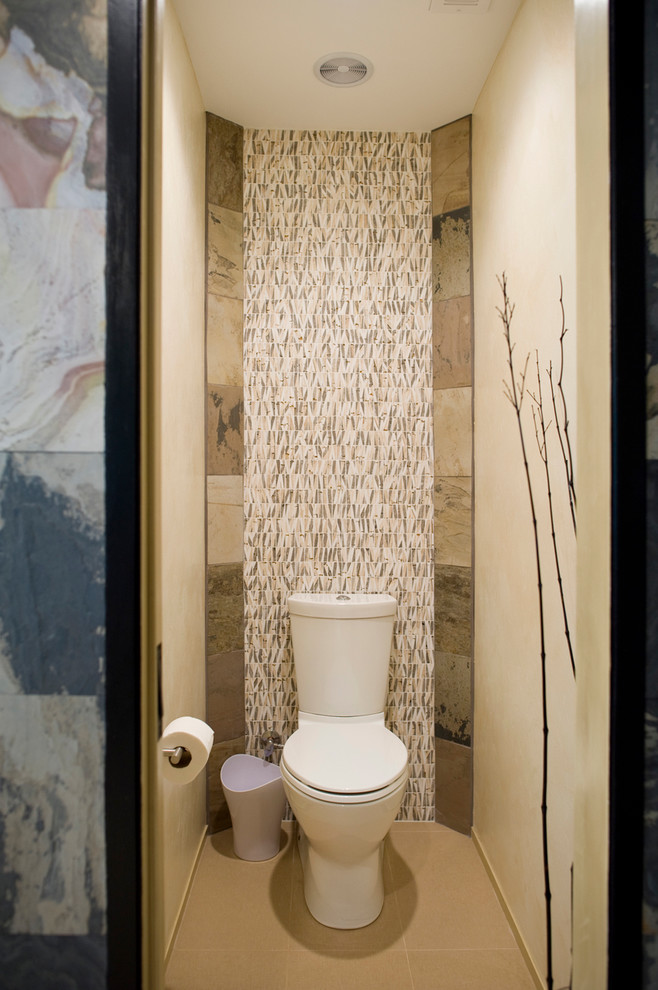 ローリーにあるアジアンスタイルのおしゃれな浴室の写真