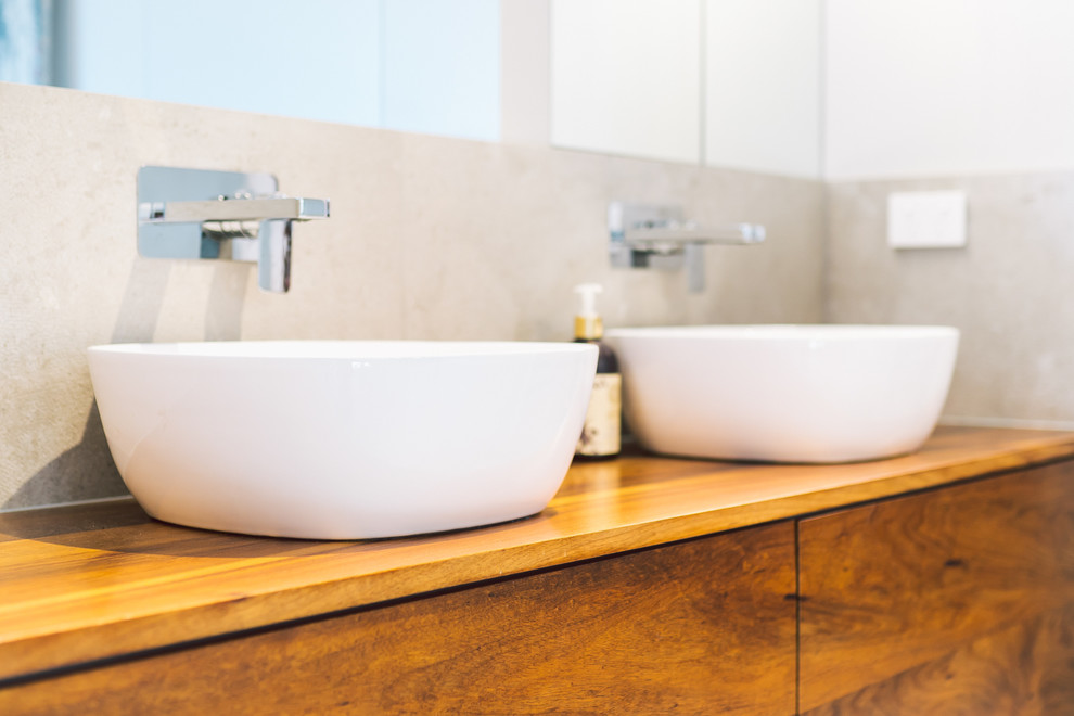 McTavish Renovation/Addition Bathroom Hobart by Skookom Pty Ltd