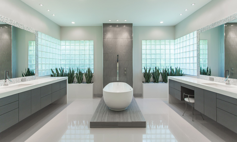 Inspiration for a large modern bathroom remodel in Houston