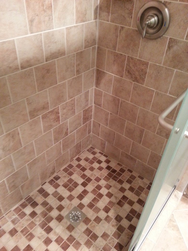 Mesa Beige Tiles - Traditional - Bathroom - Detroit - by Lowe's of Lyon ...