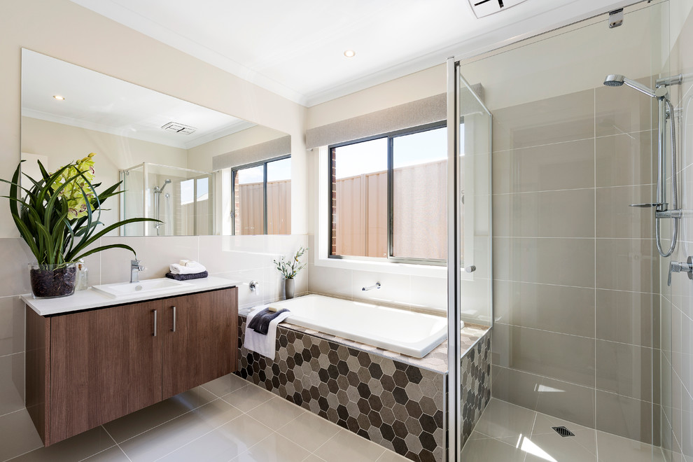 Inspiration for a contemporary bathroom remodel in Melbourne