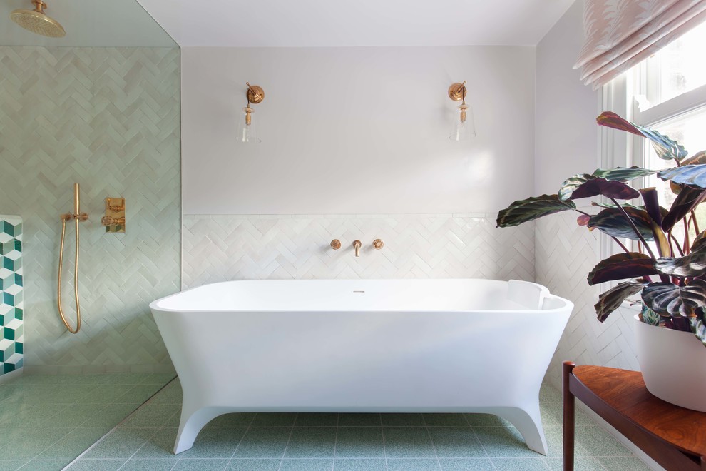 Inspiration pour une salle de bain vintage.