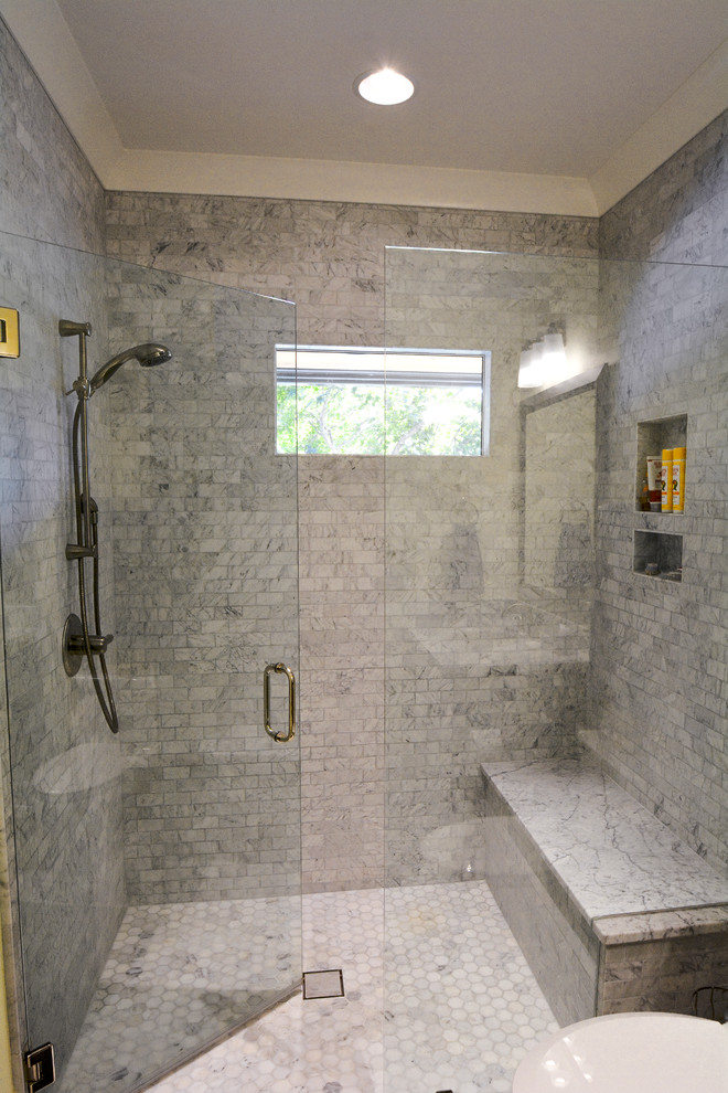 This is an example of a small retro ensuite bathroom in Charlotte with shaker cabinets, dark wood cabinets, a built-in shower, a one-piece toilet, grey tiles, metro tiles, yellow walls, marble flooring, a submerged sink and marble worktops.