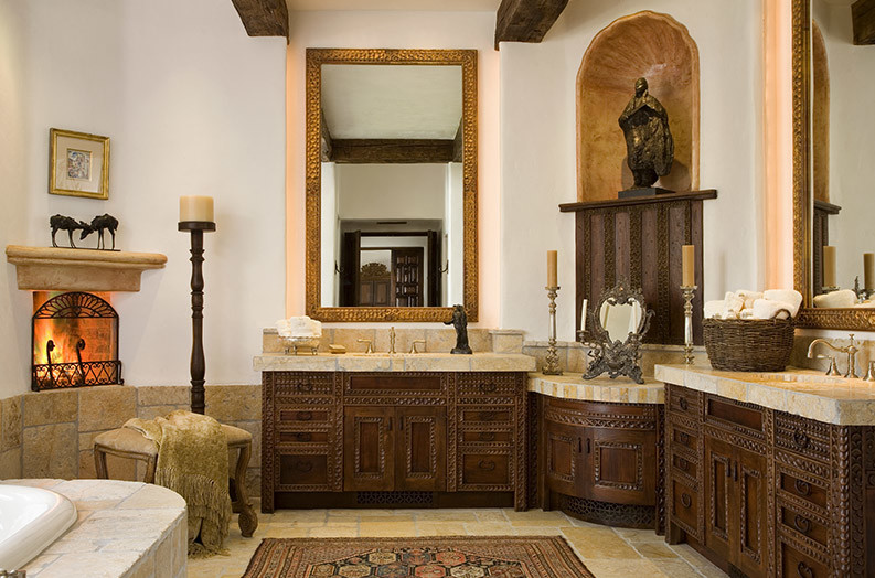 Источник вдохновения для домашнего уюта: большая главная ванная комната в стиле рустика с темными деревянными фасадами, накладной ванной и врезной раковиной