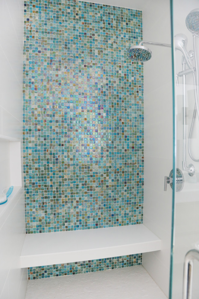 Middleton, WI Condo Modern Bathroom Other by DC Interiors