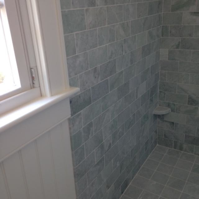 Ming Green Honed Subway Bord de Mer Salle de Bain Boston par