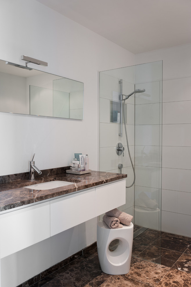 Modern apartment Amsterdam - Modern - Bathroom - Amsterdam - by CS ...