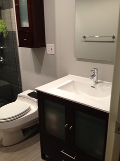 https://st.hzcdn.com/simgs/pictures/bathrooms/modern-bathroom-remodel-123-remodeling-inc-img~98d194a302407e2f_3-9572-1-4ecb040.jpg