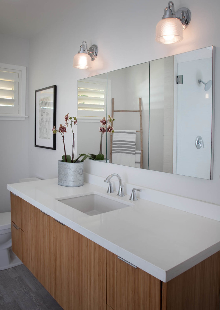 Modern Beach House Bathroom - Midcentury - Bathroom - San Diego - by ...