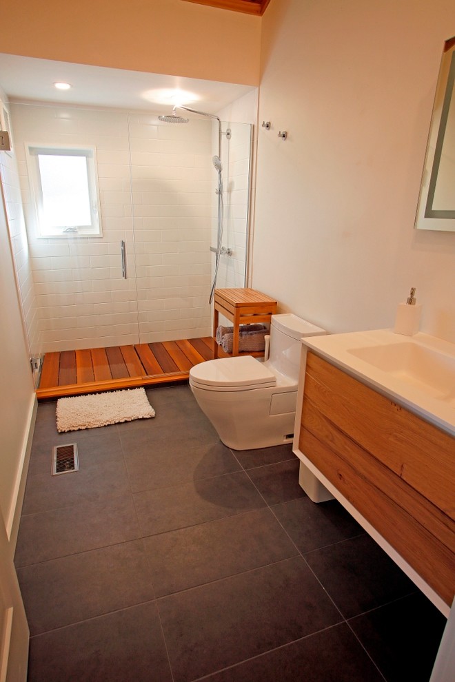 Modernes Badezimmer in Portland Maine