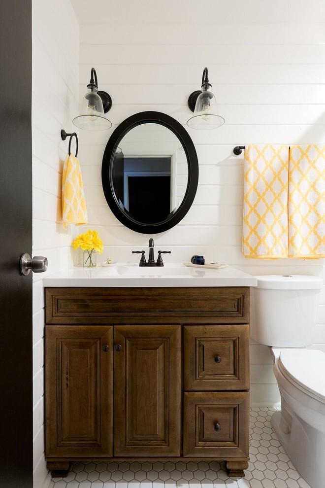 Modern Farmhouse Bathroom Jennifer Grey Interiors Design And Color Specialist Img~a9c1379307df37aa 9 2497 1 3fff7a3 