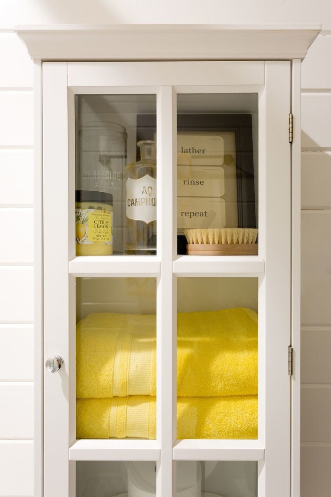 Modern Farmhouse Bathroom Modern Bathroom Los Angeles by