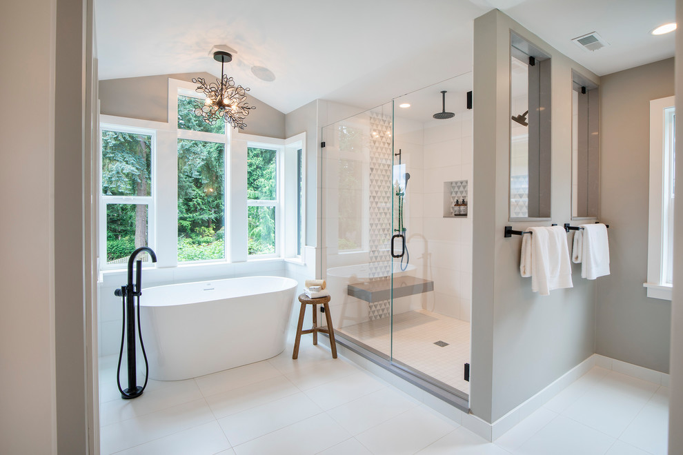 Example of a country bathroom design in Seattle