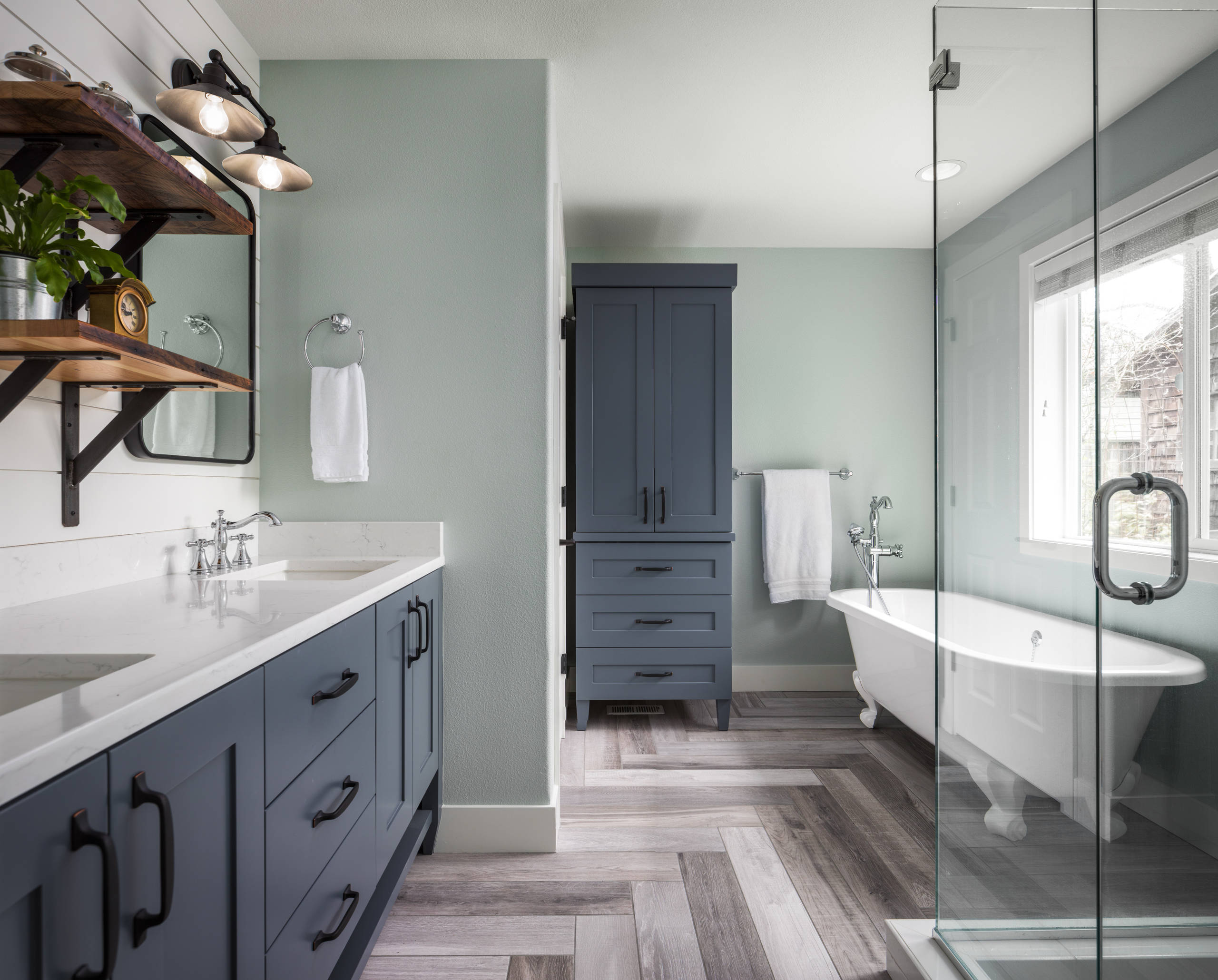 75 Bathroom with Gray Cabinets Ideas You'll Love - February, 2024 | Houzz