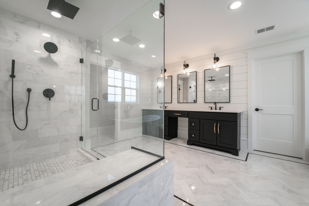 Modern Farmhouse Valparaiso Farmhouse Bathroom Chicago by