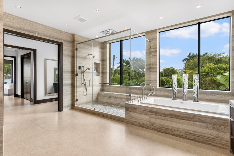 Photo of a large contemporary bathroom in Miami.