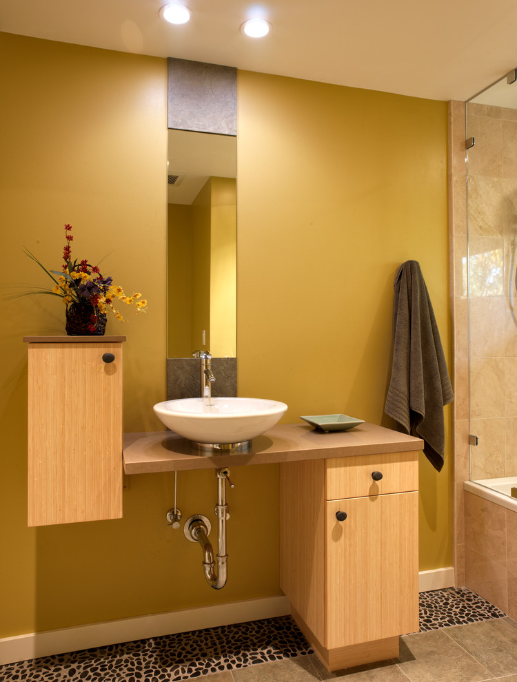 Photo of a contemporary bathroom in San Francisco with a vessel sink.