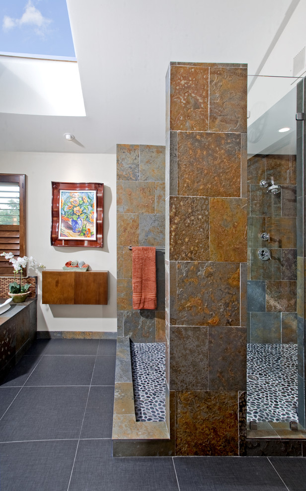 Bathroom - modern bathroom idea in Philadelphia