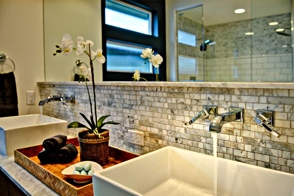 Inspiration for a farmhouse bathroom remodel in Boise