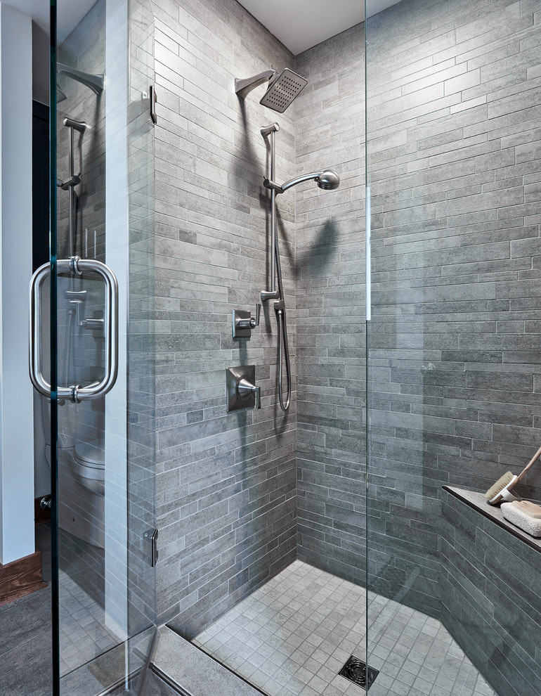 Design ideas for a small rustic ensuite bathroom in Richmond with recessed-panel cabinets, grey cabinets, an alcove shower, a two-piece toilet, white walls, porcelain flooring, a submerged sink, engineered stone worktops, grey floors, a hinged door and white worktops.