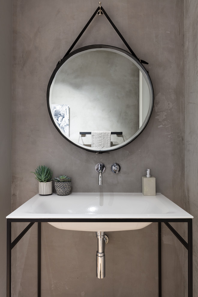 На фото: ванная комната среднего размера в стиле лофт с серыми стенами, душевой кабиной и консольной раковиной