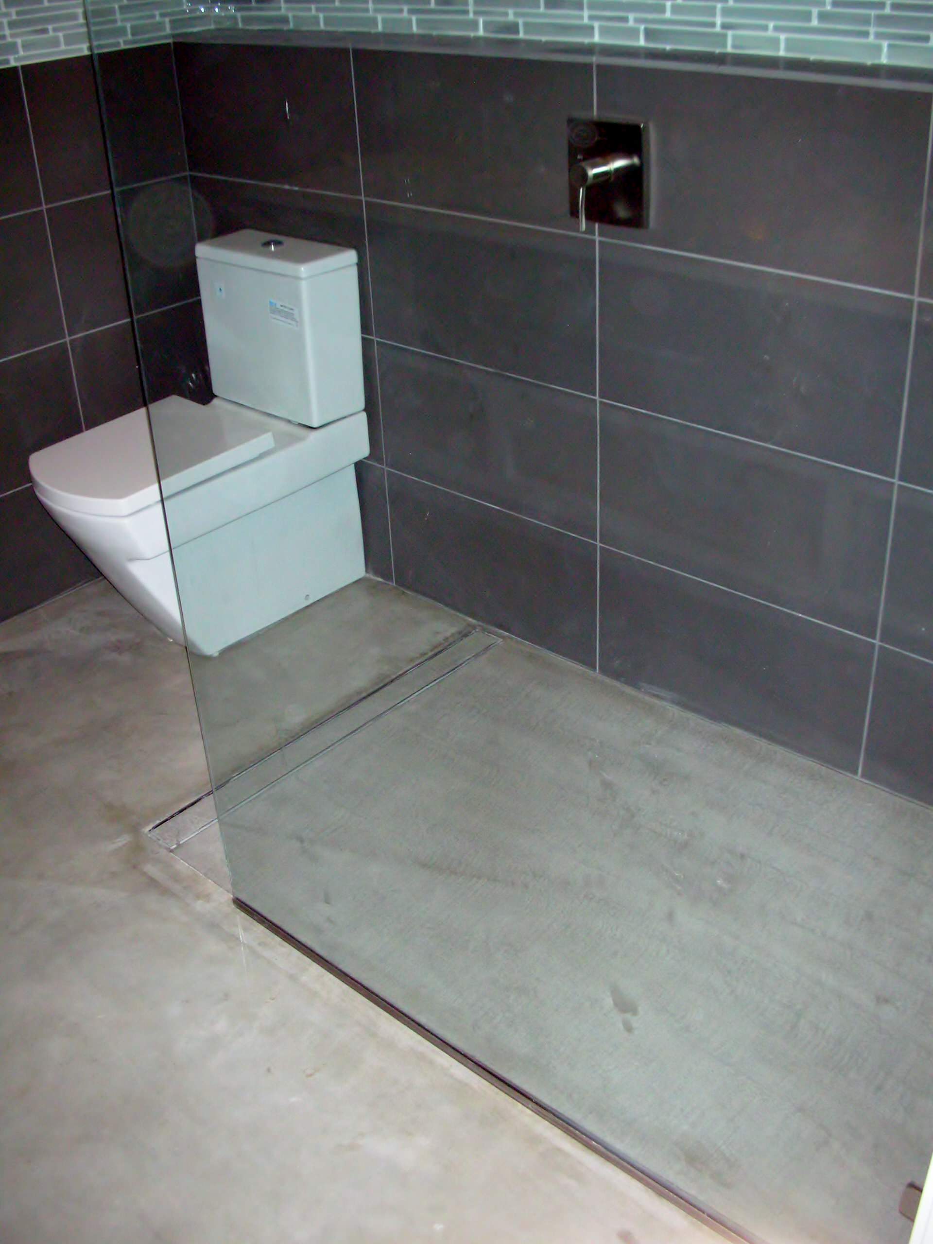 Concrete Floor And Curbless Shower, Concrete Shower Floor No Tile