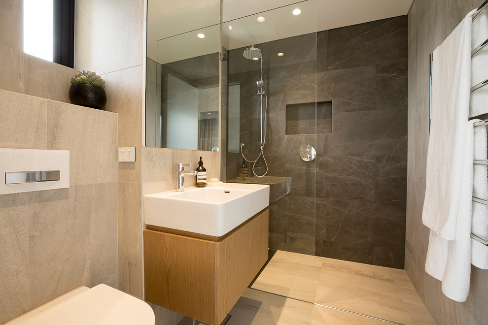 Design ideas for a modern bathroom in Sydney.
