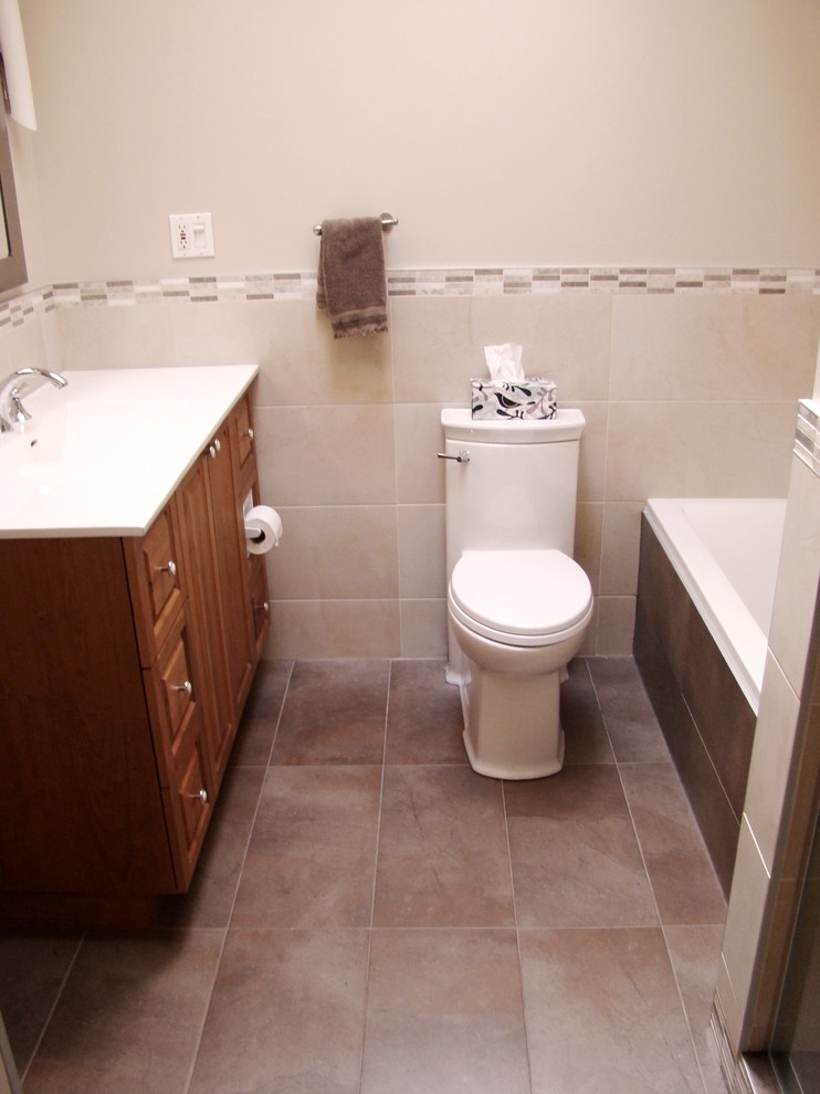 Montreal bathroom renovation (Le Plateau) Contemporain Salle de