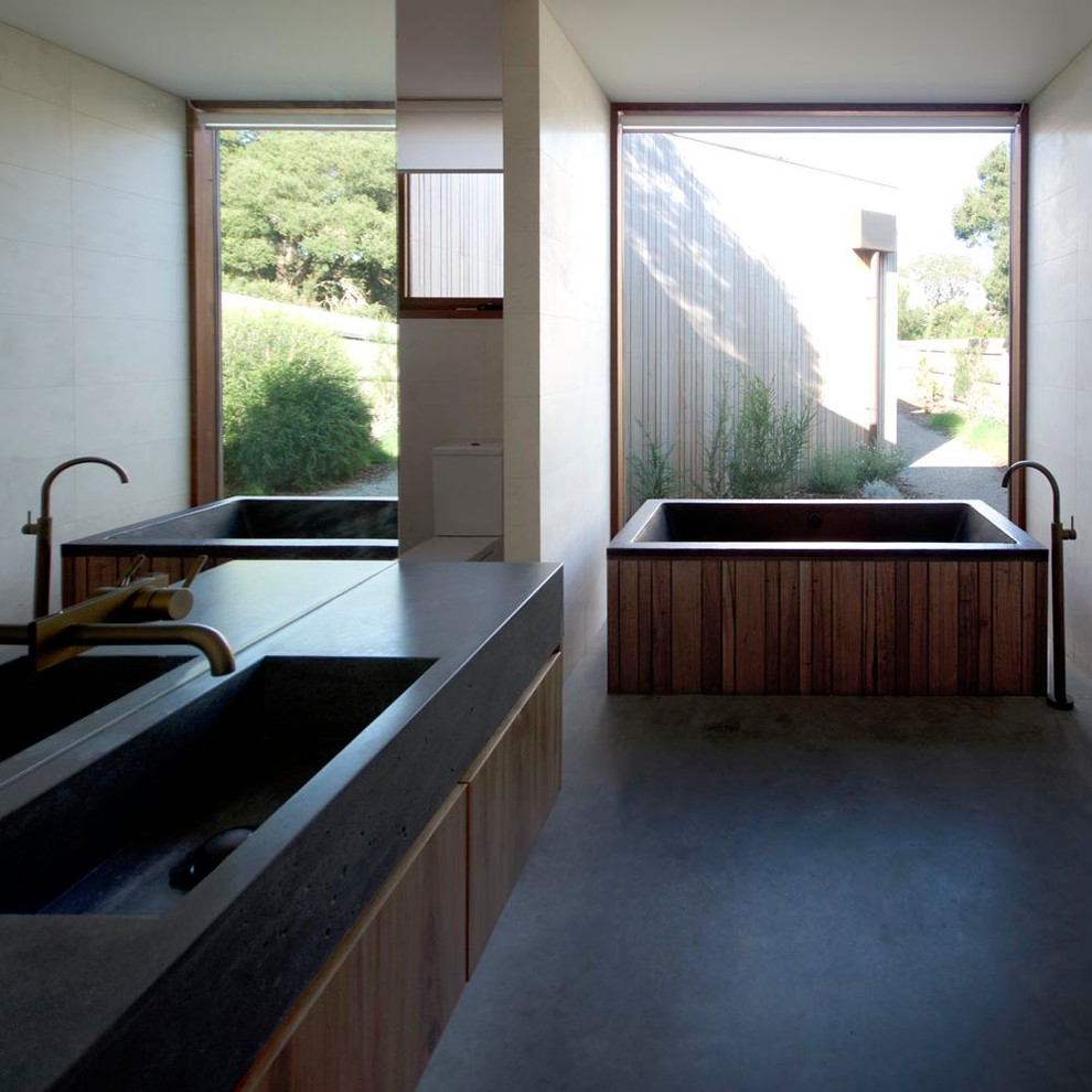 Moonah House Modern Bathroom Geelong by Auhaus Architecture Houzz