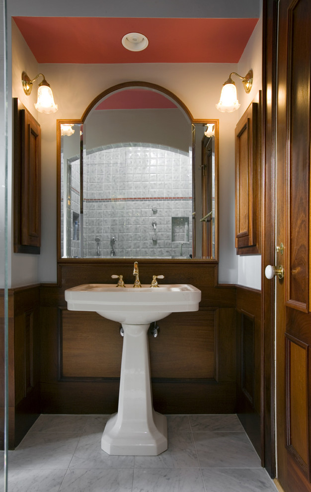 Inspiration for a classic bathroom in Boston.