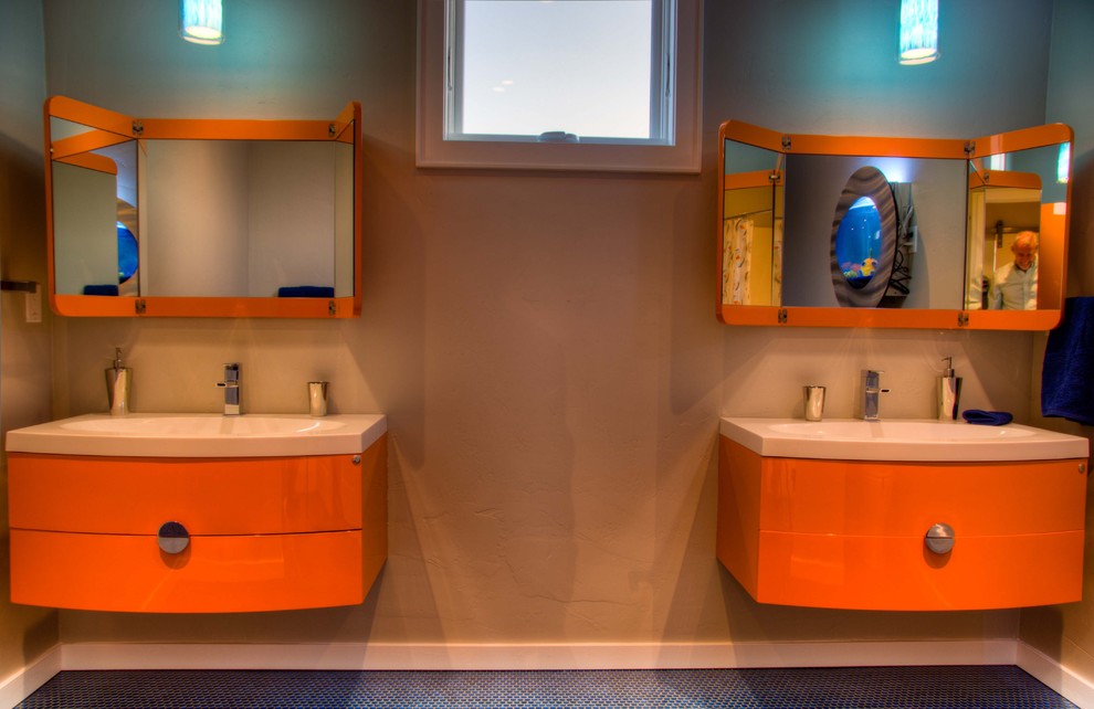 Modern bathroom in Seattle.