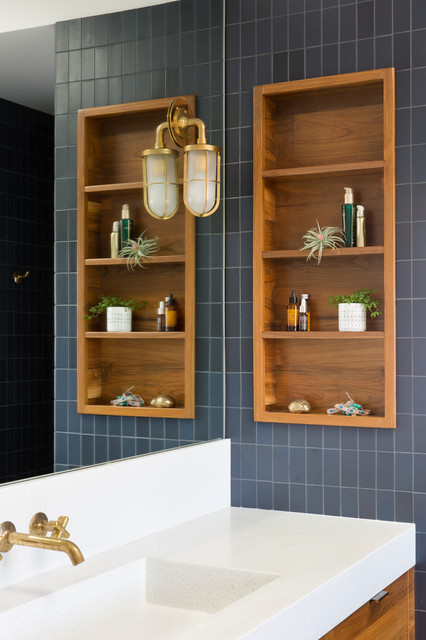 BATHROOM IDEAS FOR MAXIMIZING STORAGE - Comfort & Peasant