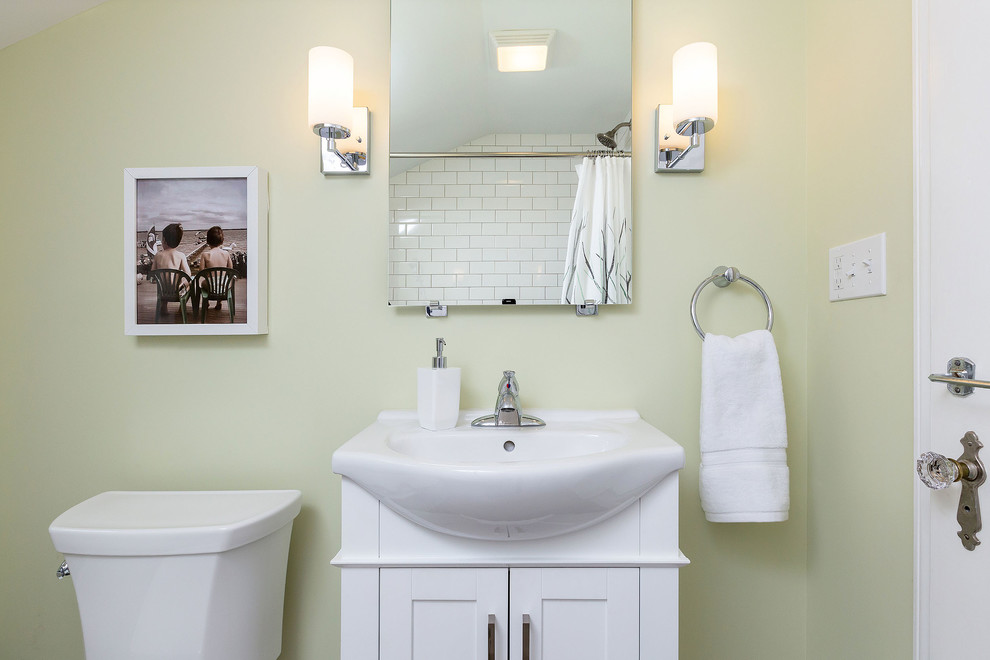 Mt. Airy, Philadelphia Two Bathroom Remodel with Custom Shower Niches